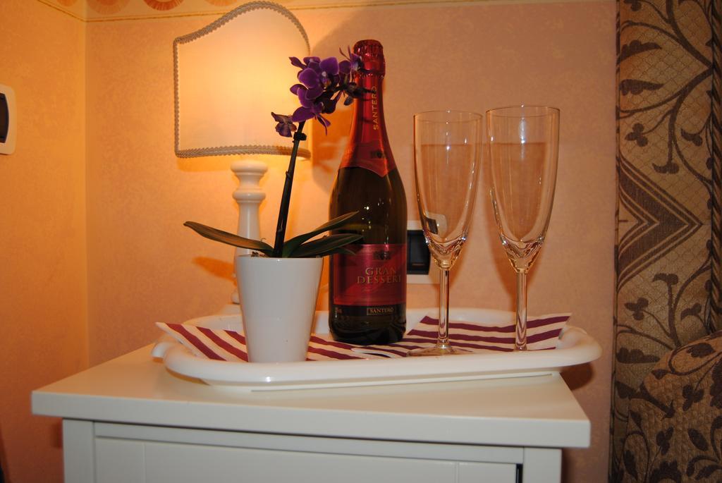 Il Colonnato Bed & Breakfast Рим Екстериор снимка