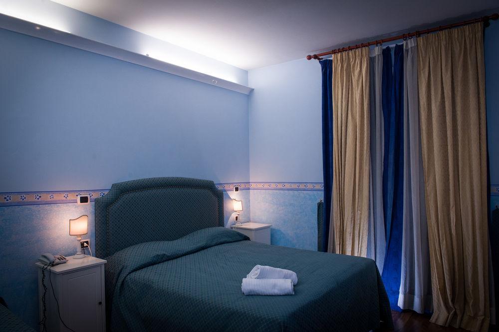 Il Colonnato Bed & Breakfast Рим Екстериор снимка