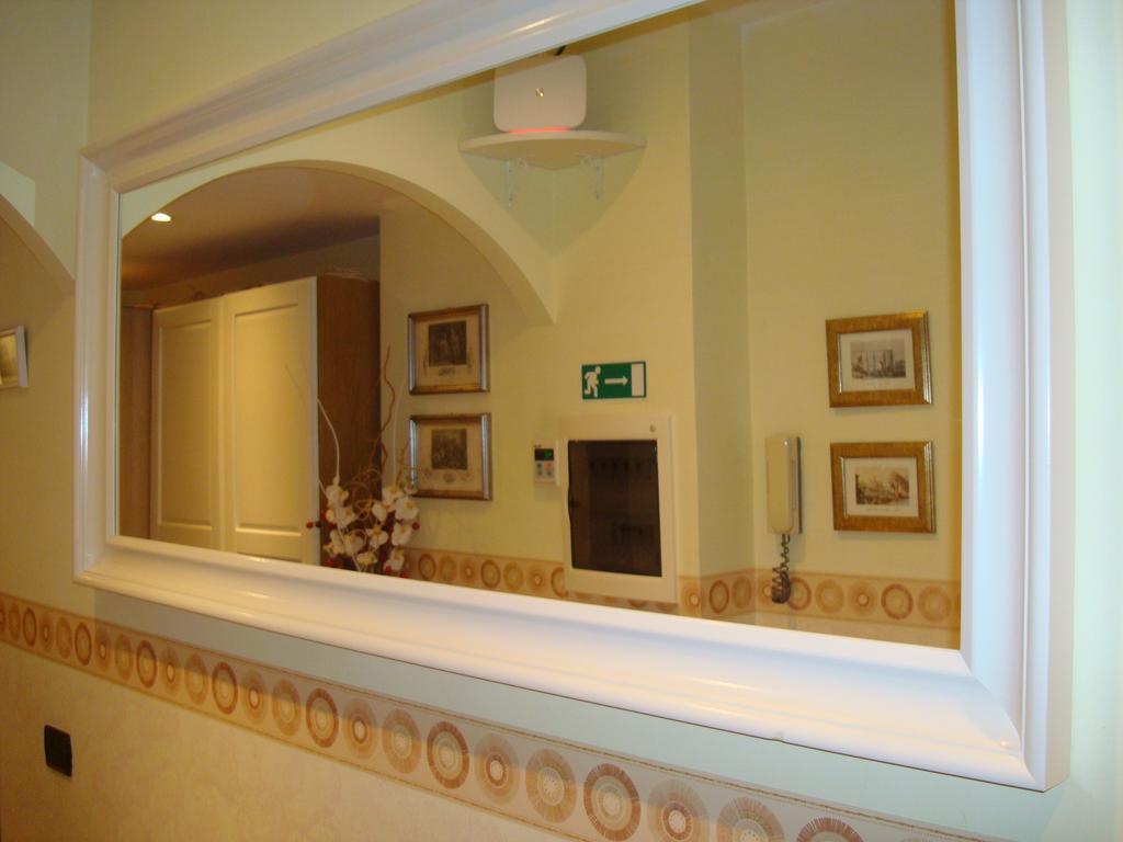 Il Colonnato Bed & Breakfast Рим Екстериор снимка