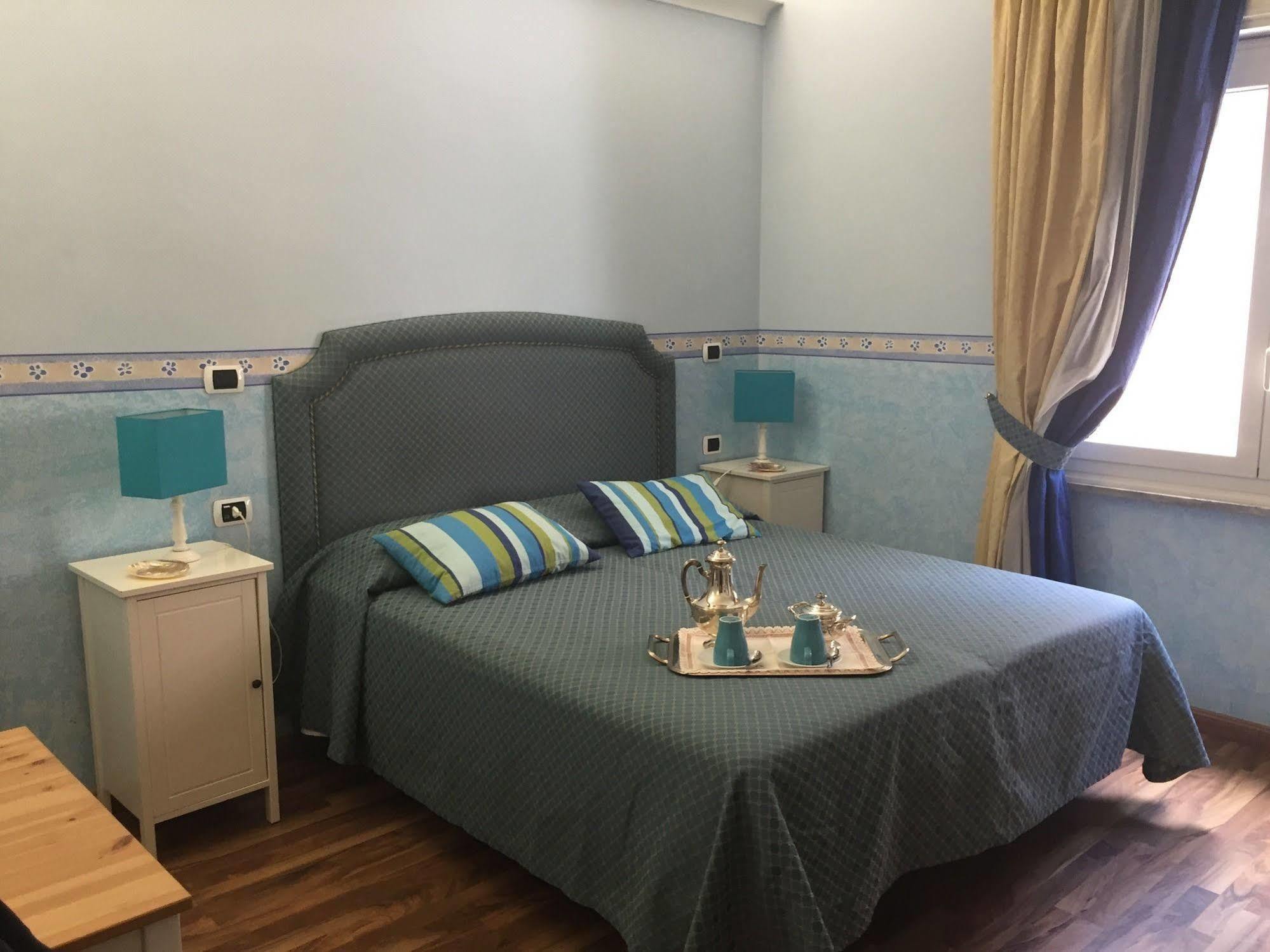 Il Colonnato Bed & Breakfast Рим Екстериор снимка