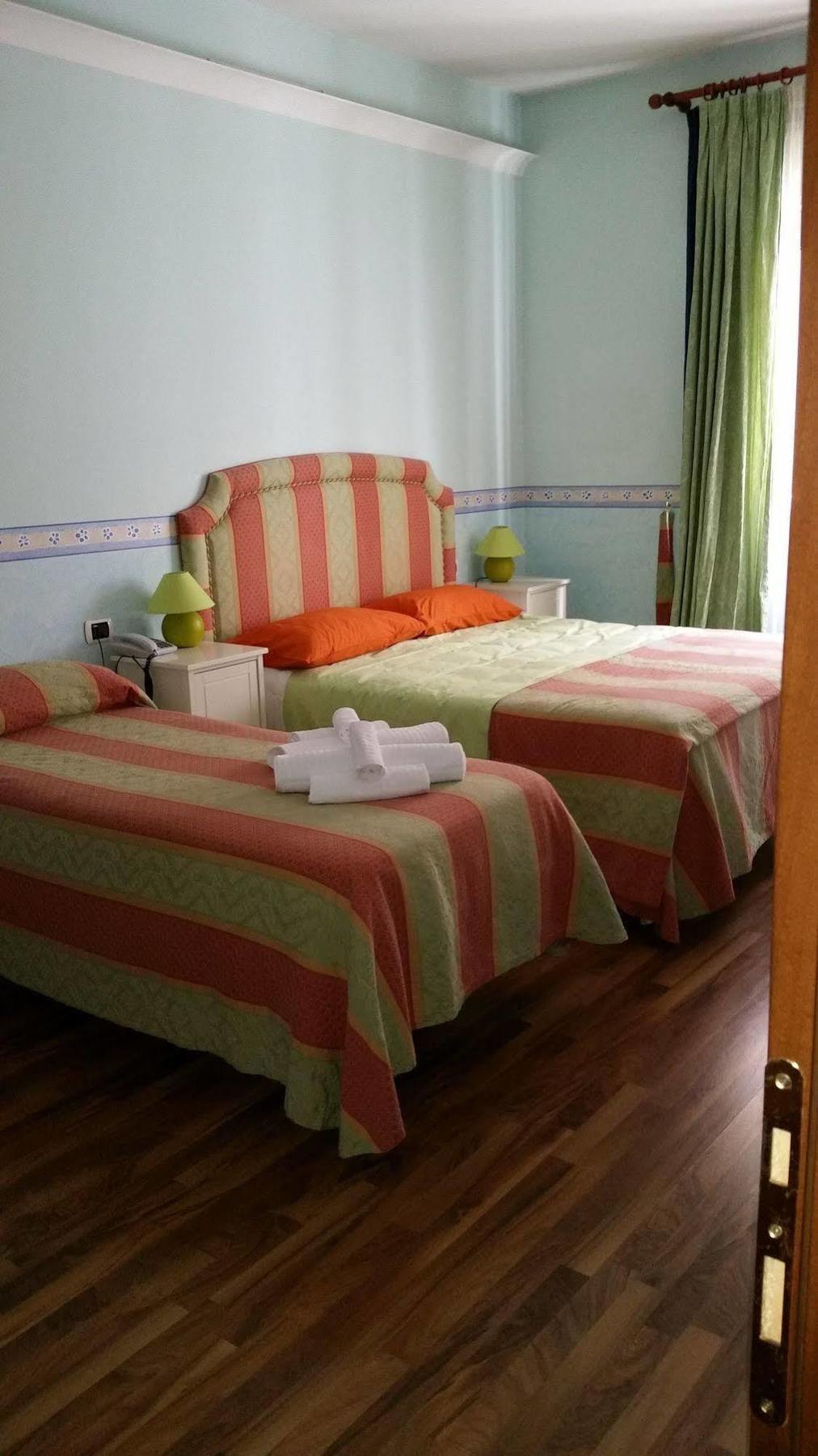 Il Colonnato Bed & Breakfast Рим Екстериор снимка